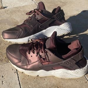 Nike Air Huarache Run Premium Night Maroon